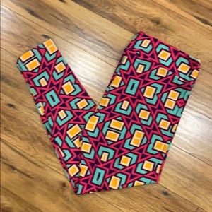 New TC2 Lularoe leggings